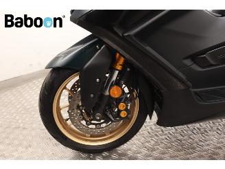 Yamaha  T-MAX 560 Tech Max ABS picture 16