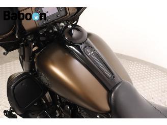 Harley-Davidson  FLHX Street Glide picture 22