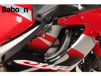 Honda CBR 600 F picture 11