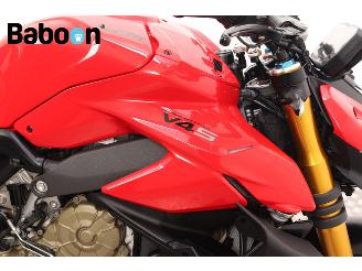 Ducati Streetfighter V4 S picture 16