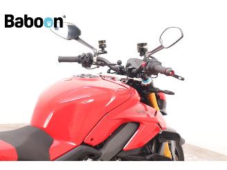 Ducati Streetfighter V4 S picture 10