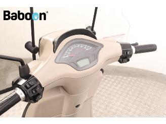 Vespa  Sprint 25KM picture 16