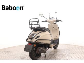 Vespa  Sprint 25KM picture 8