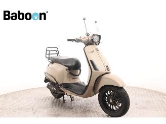 Vespa  Sprint 25KM picture 2