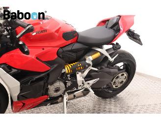 Ducati Streetfighter V2 picture 24