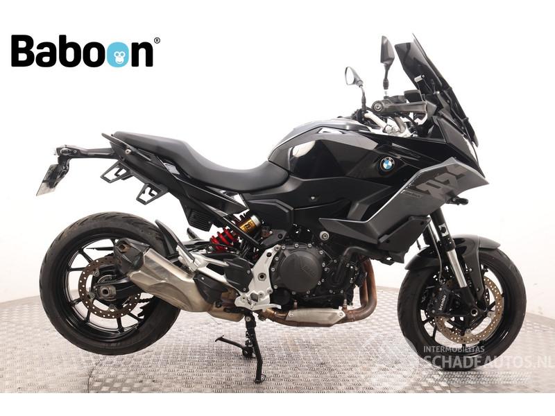 BMW  F 900 XR Triple Black