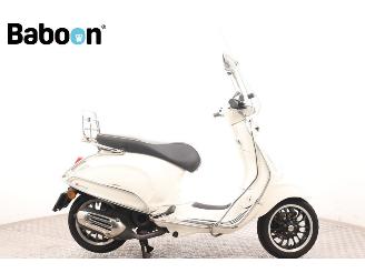 skadebil bromfiets Vespa  Sprint 45KM 2022/9