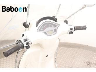Vespa  Sprint 45KM picture 17