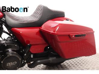 Harley-Davidson  FLHXS Street Glide Special 114 picture 17