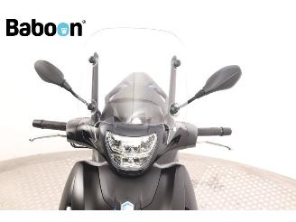 Piaggio  New Beverly 400 S HPE picture 16