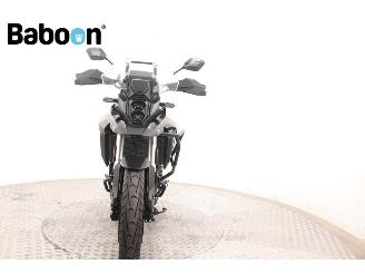 Suzuki  V-Strom 800 DE picture 3