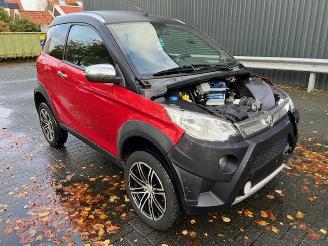 krockskadad bil brommobiel Aixam  Crossover Premium 2019/7