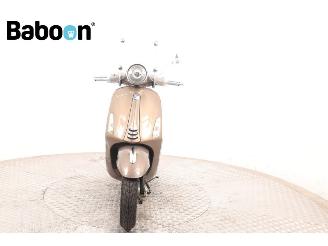 Vespa  Primavera 25KM picture 3