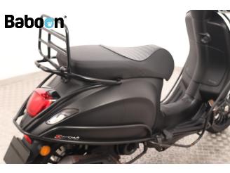 Vespa  Sprint 45KM picture 9