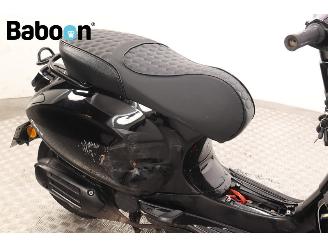 Vespa  Sprint 25KM picture 12