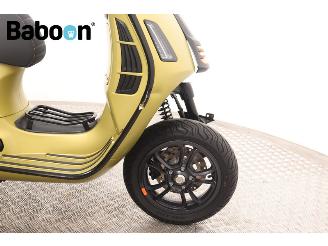 Vespa  GTS 300 Supersport HPE picture 12