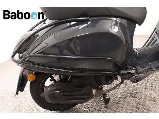 Vespa  Sprint 25KM picture 11