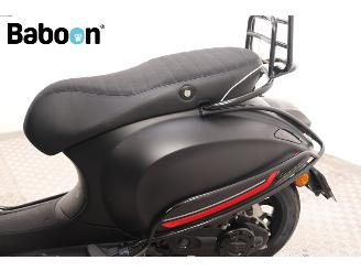 Vespa  Sprint 25KM picture 16