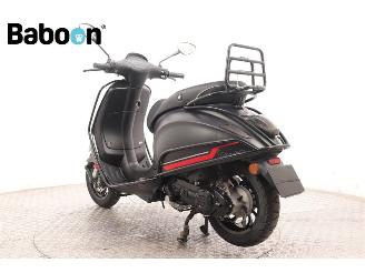 Vespa  Sprint 25KM picture 6