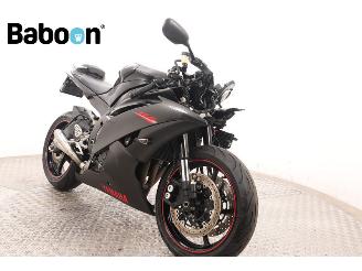 Yamaha  YZF-R6 picture 2