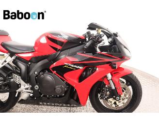 Honda CBR 1000 RR Fireblade picture 12