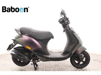 Schade scooter Piaggio  Zip 45KM 2018/5