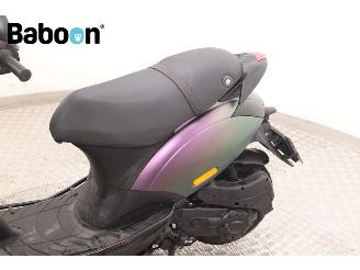 Piaggio  Zip 45KM picture 19
