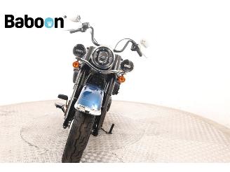 Harley-Davidson  FLHCS Softail Heritage Classic 115 Anniversary picture 3