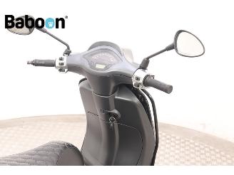 Vespa  Sprint 25KM picture 13