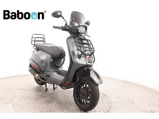 Vespa  Sprint 25KM picture 2