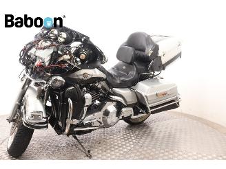 Harley-Davidson  FLHTCUI Ultra Glide Classic 100Th Anniversary picture 4