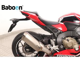 Honda CBR 1000 RR Fireblade picture 10