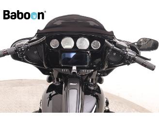 Harley-Davidson  FLHXS Street Glide Special 114 picture 17