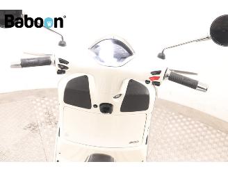 Vespa  GTS 300 HPE picture 14