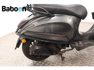 Vespa  Sprint 25KM picture 12