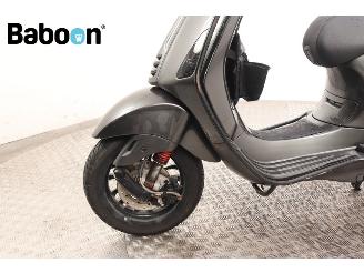 Vespa  Sprint 25KM picture 14