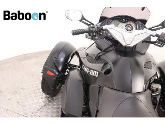 Can-Am  Spyder picture 16