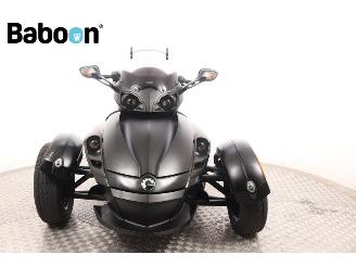 Can-Am  Spyder picture 3