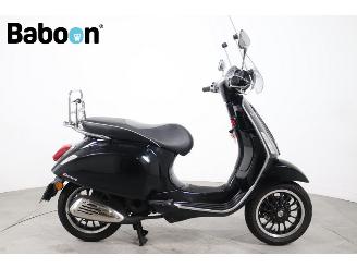 skadebil bromfiets Vespa  Sprint 25KM 2018/1