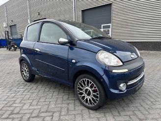 krockskadad bil brommobiel Microcar  M.GO 45KM 2014/4