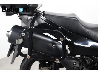 Suzuki DL 650 V-Strom ABS picture 13