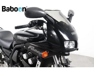 Yamaha FZS 600 Fazer picture 9