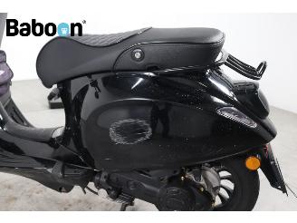 Vespa  Sprint 45KM picture 16