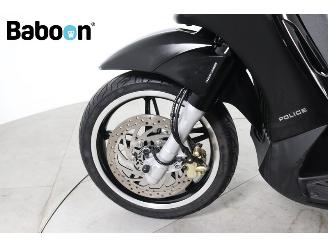 Piaggio Beverly 350 Sport Police ABS picture 22