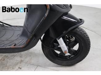 Piaggio  Zip 25KM picture 10