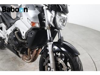 Suzuki  GSR 600 picture 9