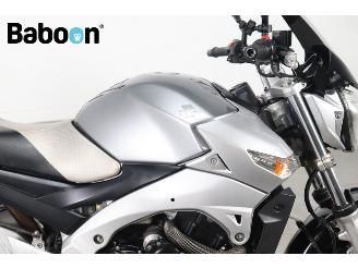Suzuki  GSR 600 picture 12