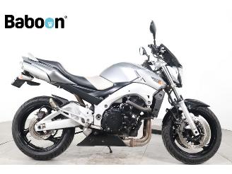 Suzuki  GSR 600 picture 1