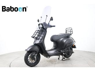 Vespa  Sprint 25KM picture 6