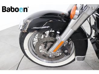 Harley-Davidson  FLHRC Road King Classic ABS picture 20